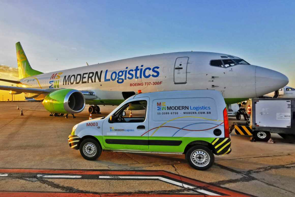 Robotics in Logistics: Top Trends & Automation Innovations