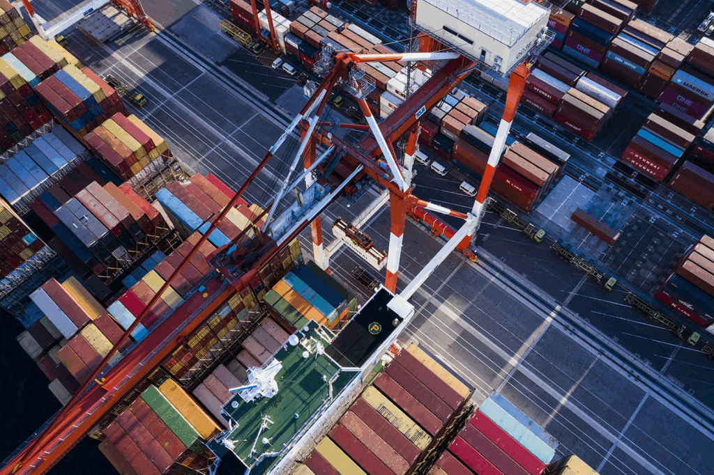 Plataforma Global Logistics Track vs. Seguimiento específico de mensajería: ¿Cuál es la diferencia? 6 image 182