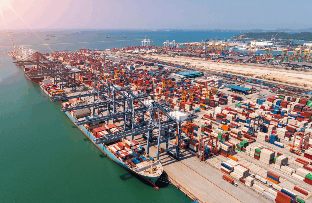 How Does Real-Time Visibility Reduce Port Congestion?