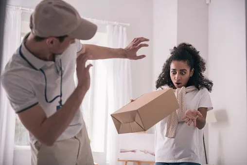 Gestion des entrepôts de colis postaux : optimisez et économisez !